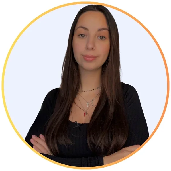 Elisa - Social Media Manager